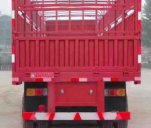 倉(cāng)柵式半掛車